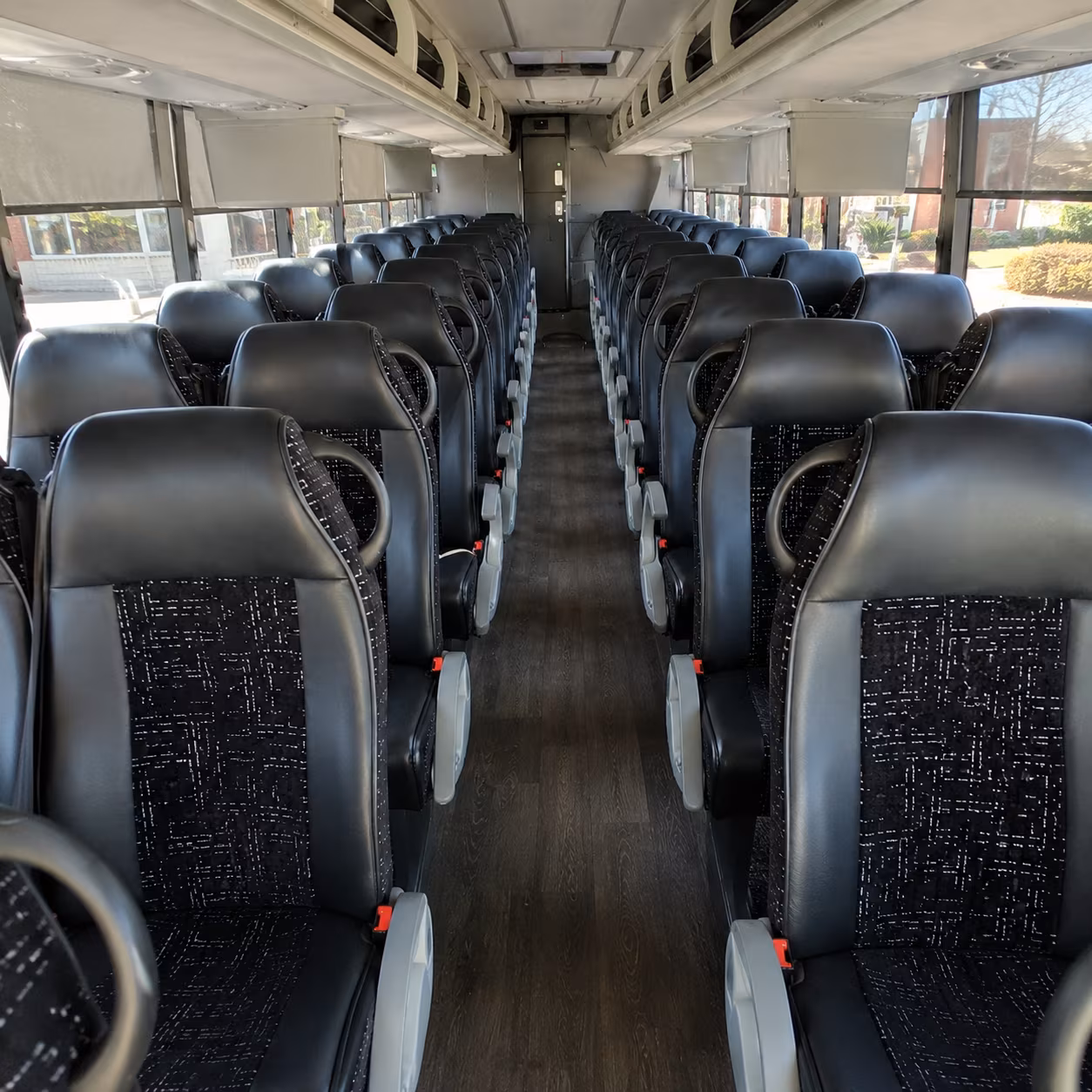 charter buses for group wine tours to granbury and the hood county vineyards